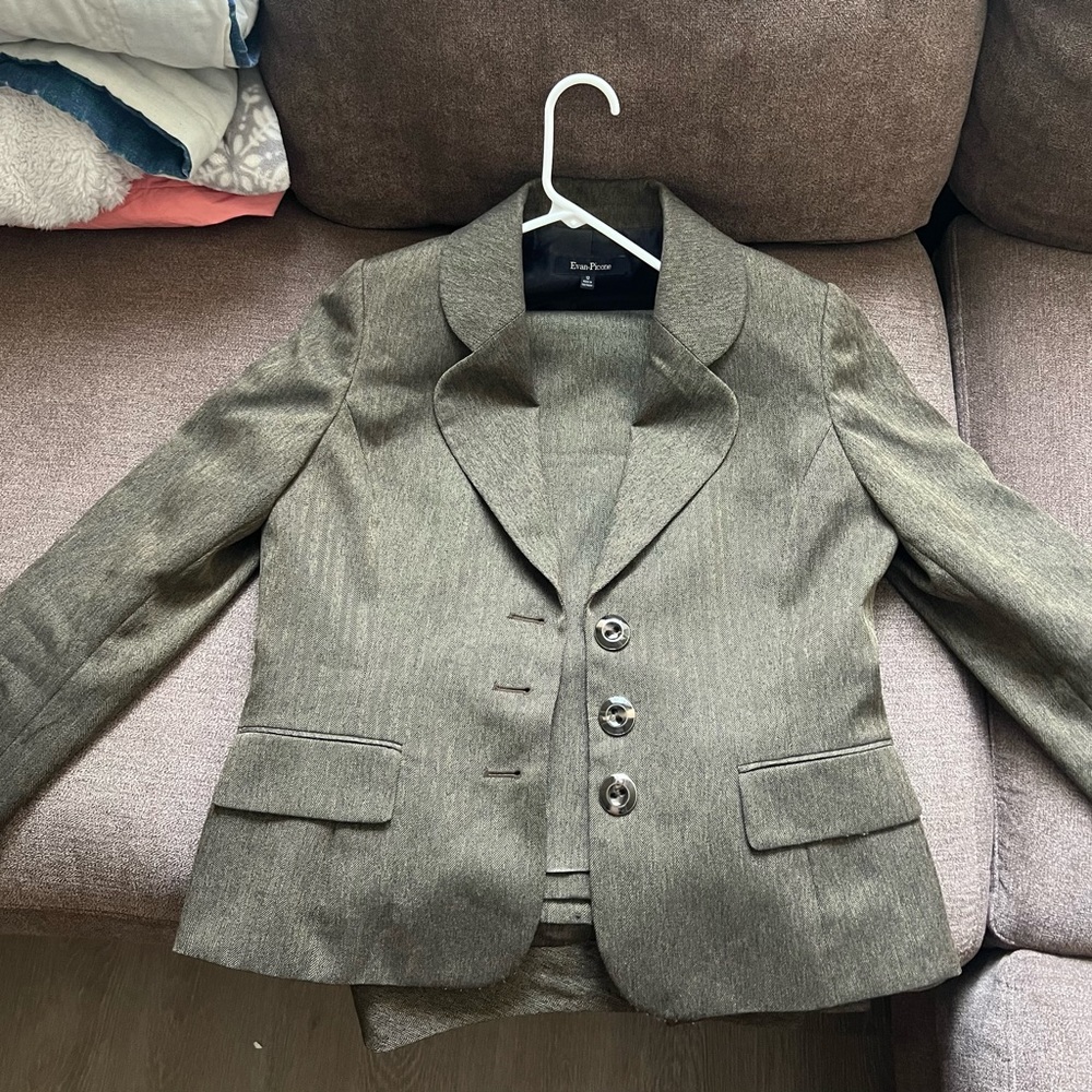 Women’s Gold & Black Suit